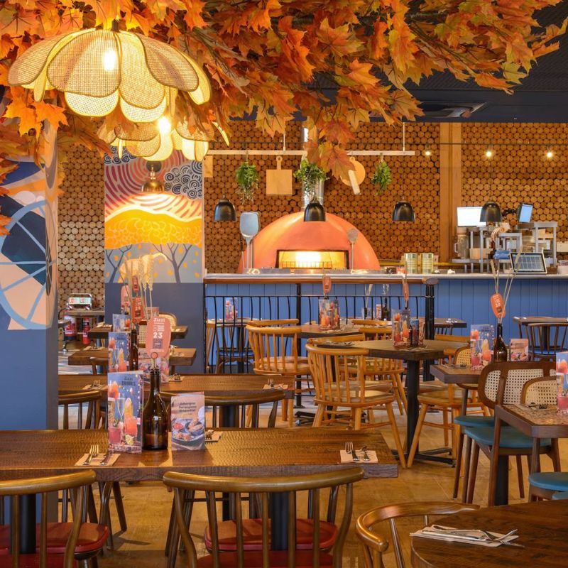 Zizzi restaurant interior
